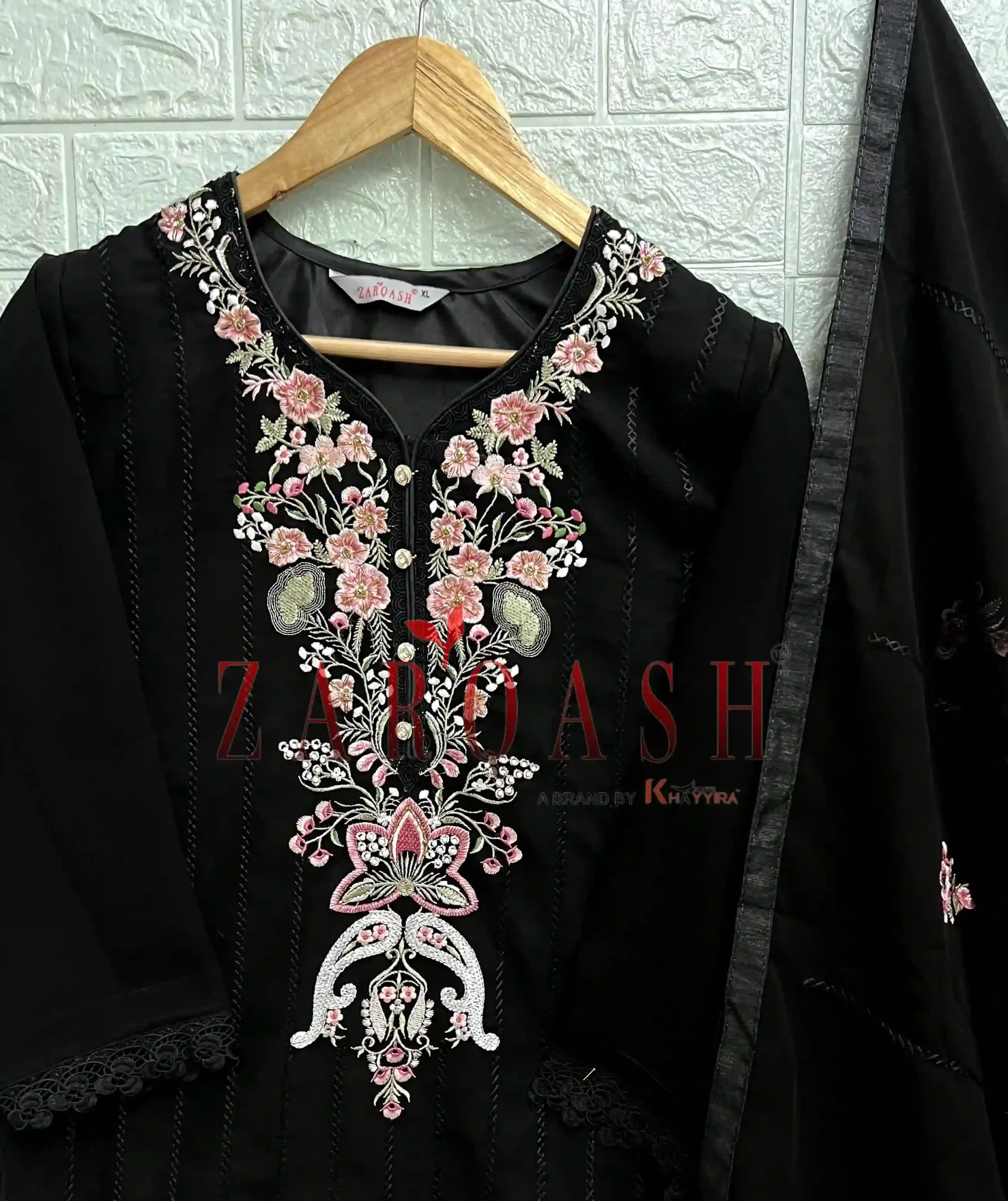 Zarqash D.No 201 Faux Georgette Wholesale Pakistani Readymade Salwar Suit Catalog — Wholesale Salwar Suits, MPA wholesale from Surat — view 5